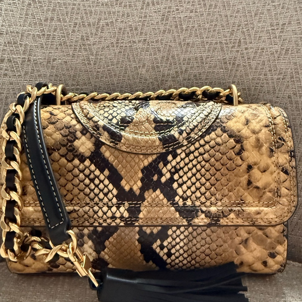 Tory Burch Fleming Small convertible shoulder bag - Picture 7 of 7